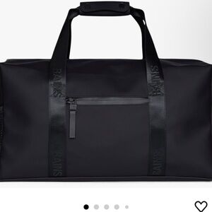 Rains Black Duffel Bag with Durable Fabric and Versatile Design